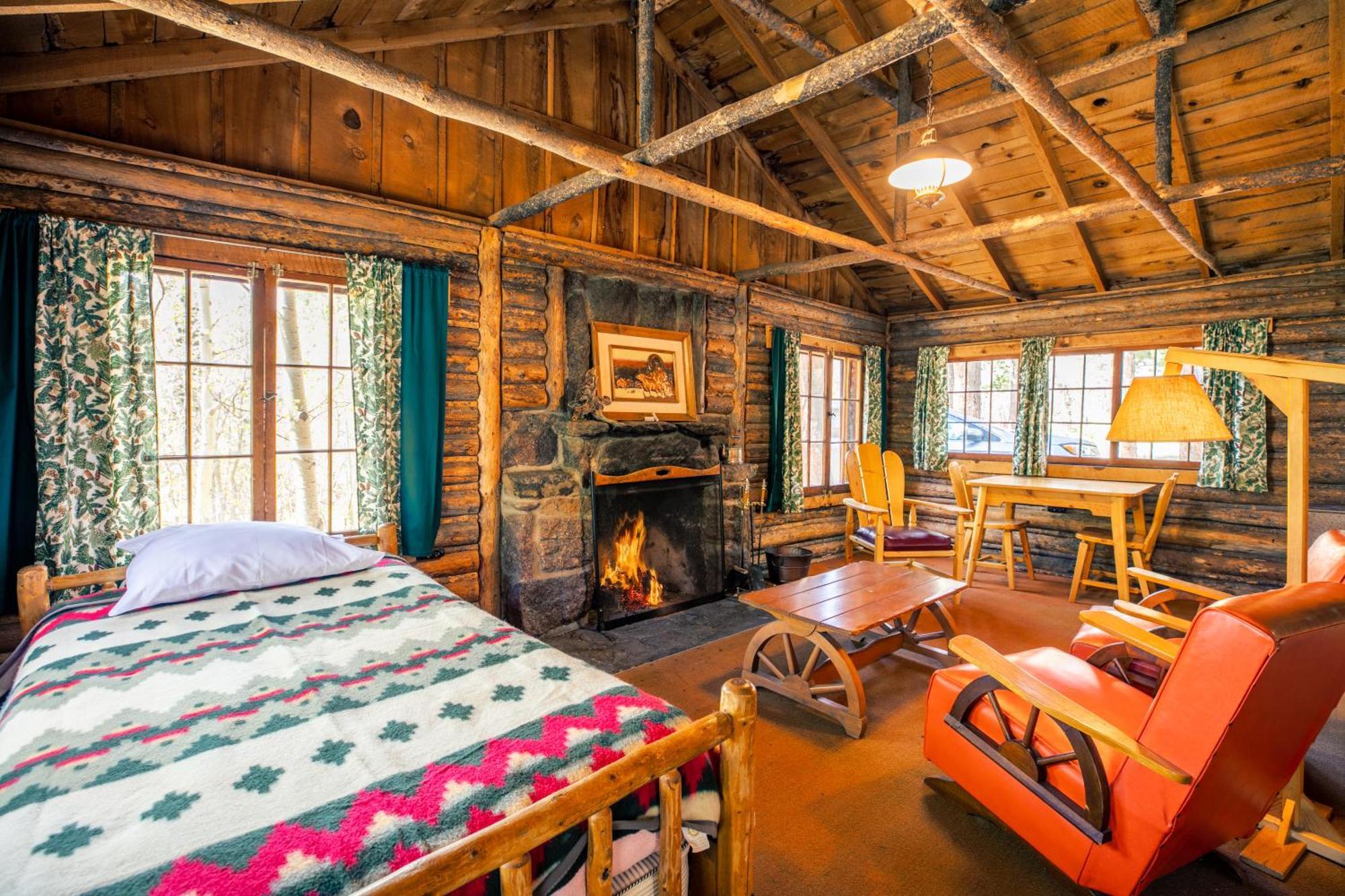 The Meeker Park Lodge Allenspark Εξωτερικό φωτογραφία