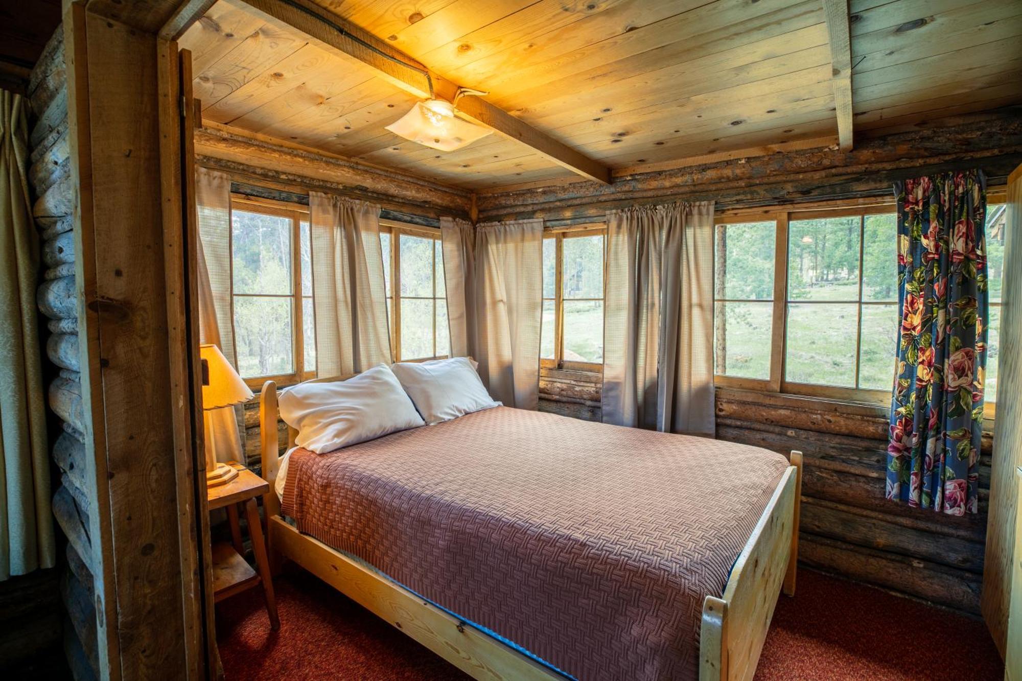 The Meeker Park Lodge Allenspark Εξωτερικό φωτογραφία