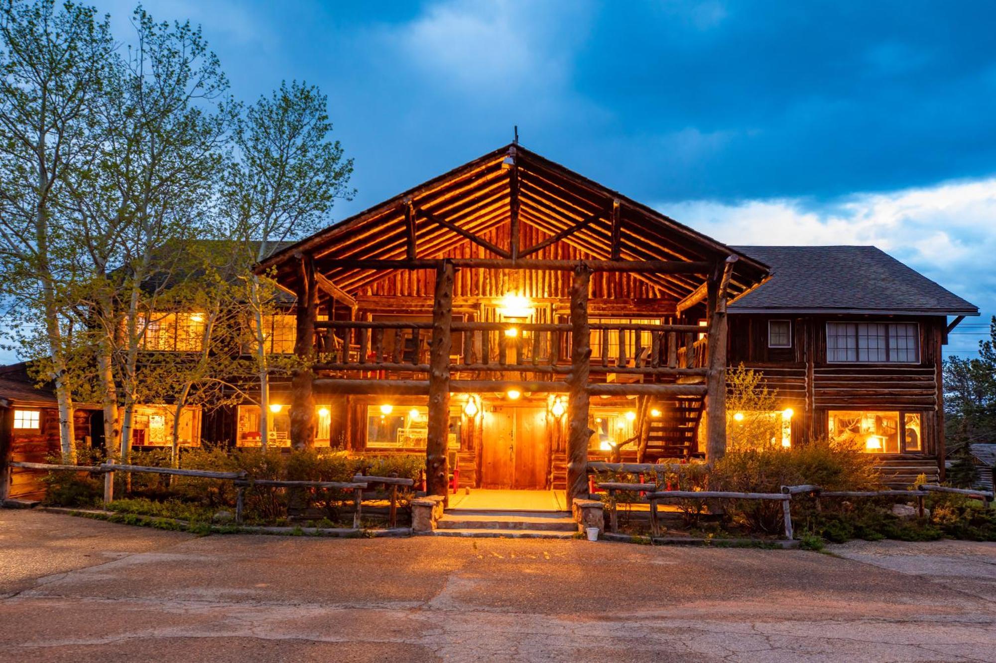 The Meeker Park Lodge Allenspark Εξωτερικό φωτογραφία